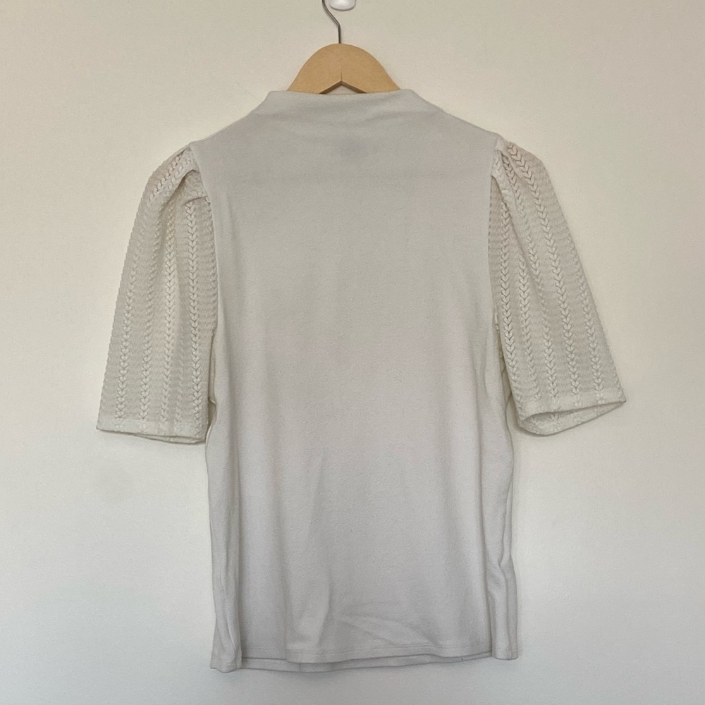 RW&CO Women’s White Mockneck Shirt, Knit Sleeves, Size Medium, Classic, Chic